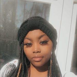 Meet your Posher, Latoya